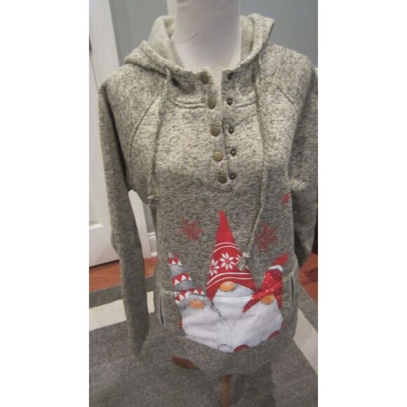 NWT WOMENS CHRISTMAS GNOME HOODED GRAY SWEATER BY SHEILAY JUST TO CUTE XXL - Picture 1 of 6